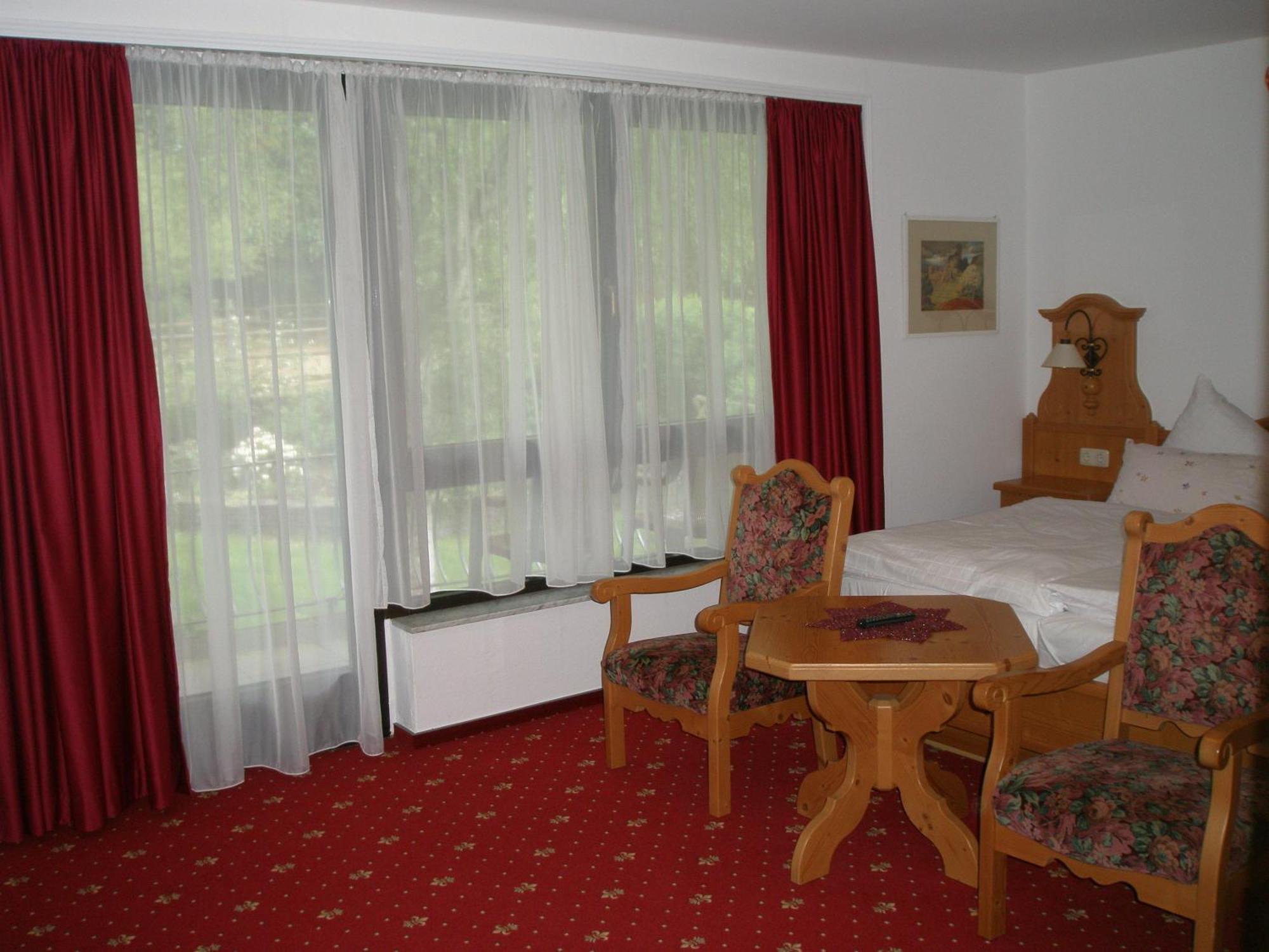 Landhotel Am Wenzelbach Prüm Esterno foto