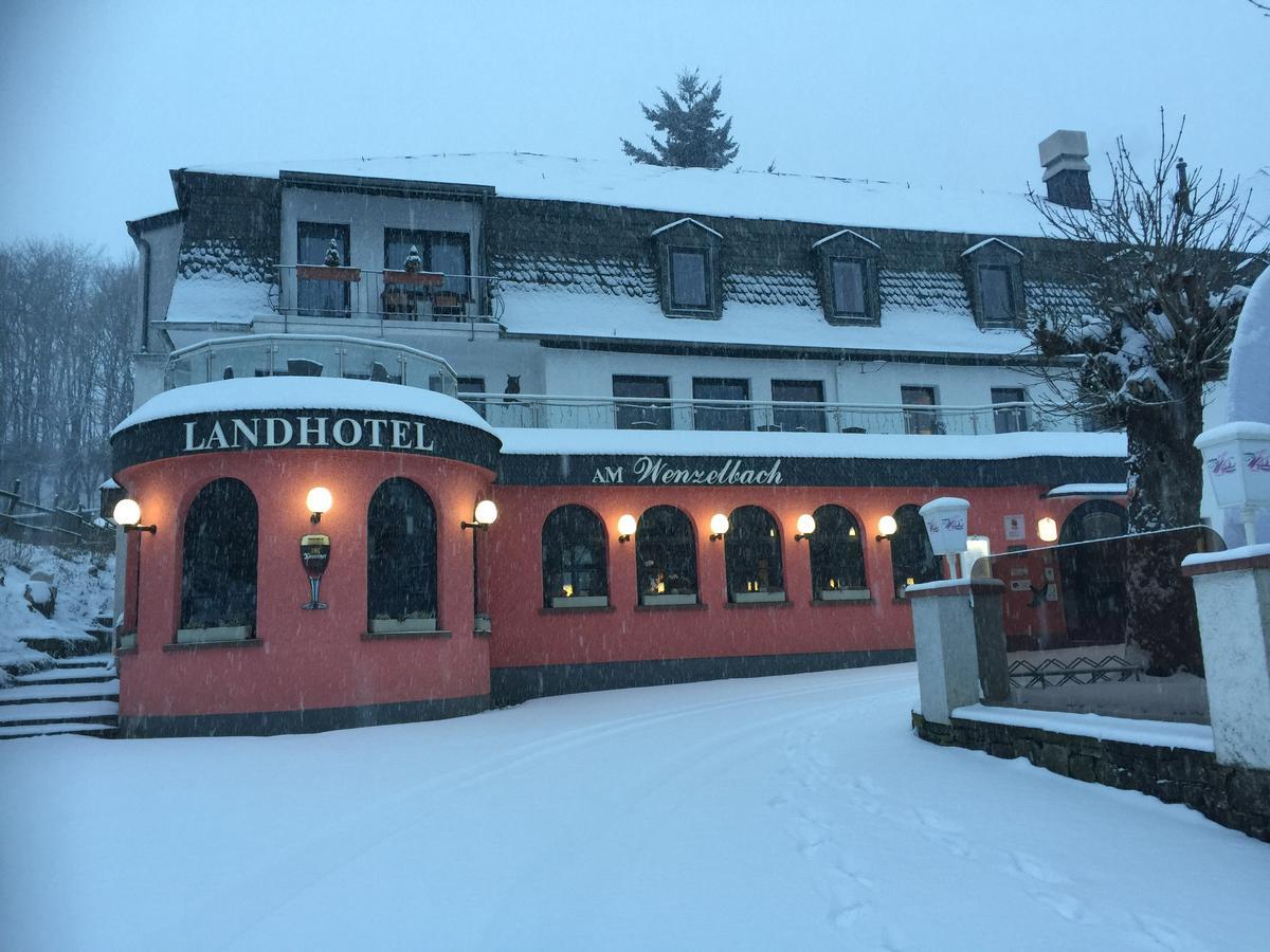 Landhotel Am Wenzelbach Prüm Esterno foto